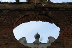 Rzut okiem przez okno na szczyt :)