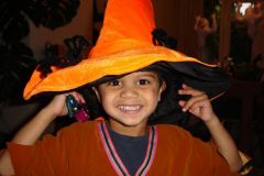 Cyrus with witch hat
